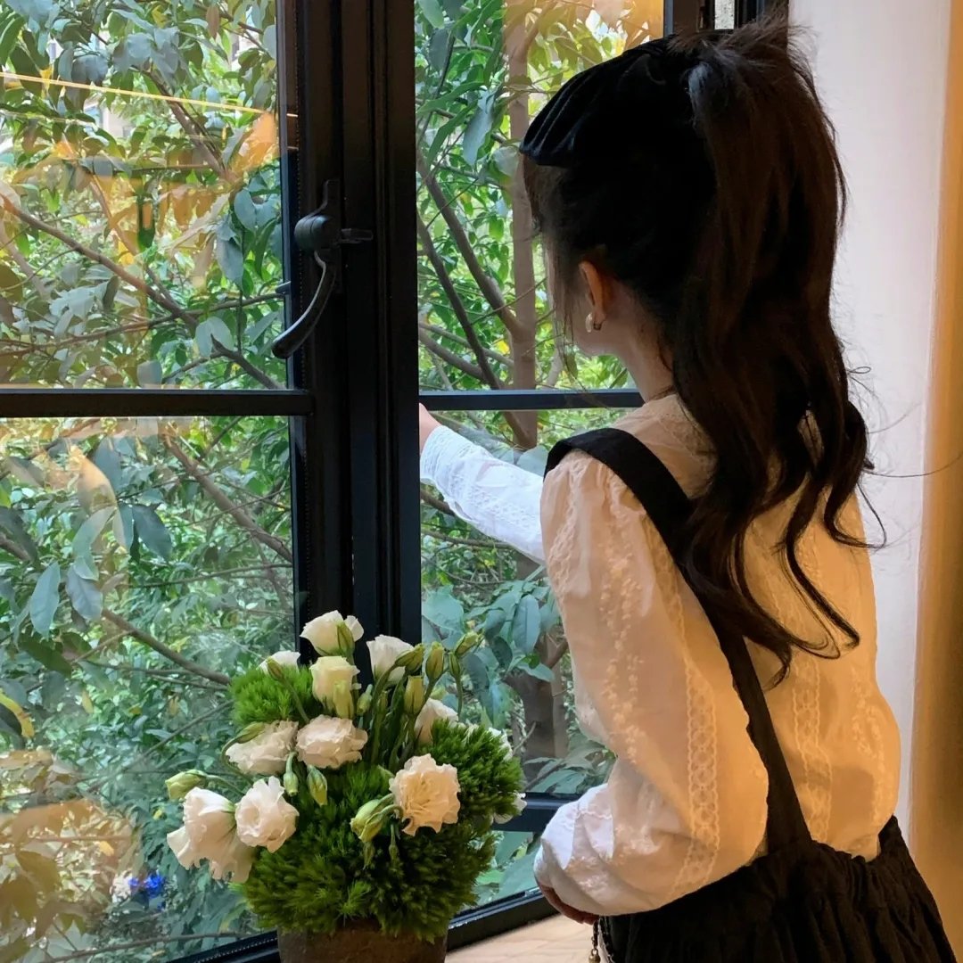 雨天下的迎神会